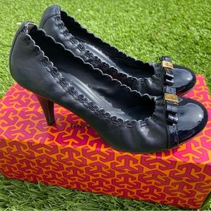 Preloved Tory Burch Romy Mid Heel Pumps Navy Size 6